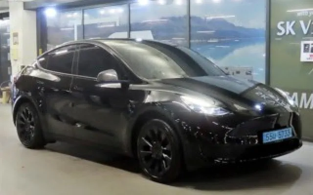 모델 Y RWD 테슬라 2023/11 65,813km